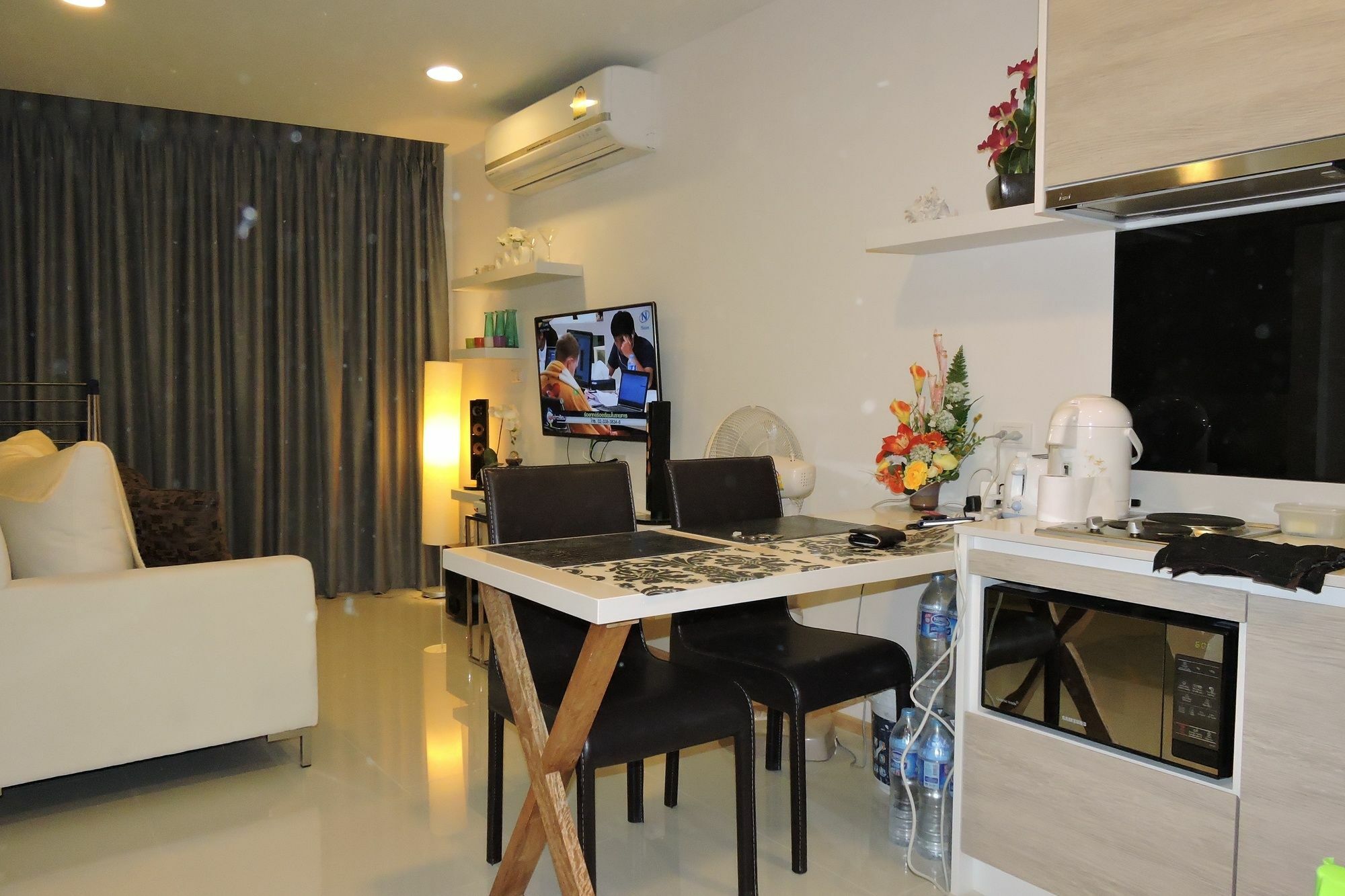 Acqua - 100 Meters From Jomtien Beach Pattaya Exterior photo